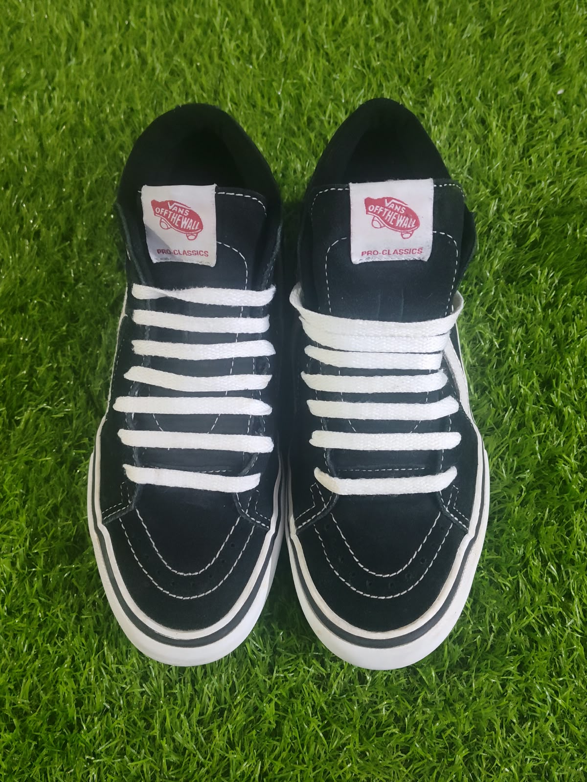 Vans Sk8-Hi Pro Black White - Front View