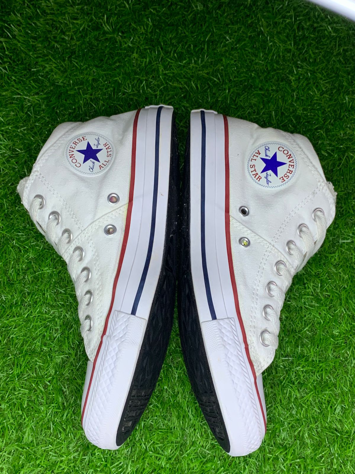 Converse Chuck Taylor All Star Hi Top White Women EU 38 - Side View 2