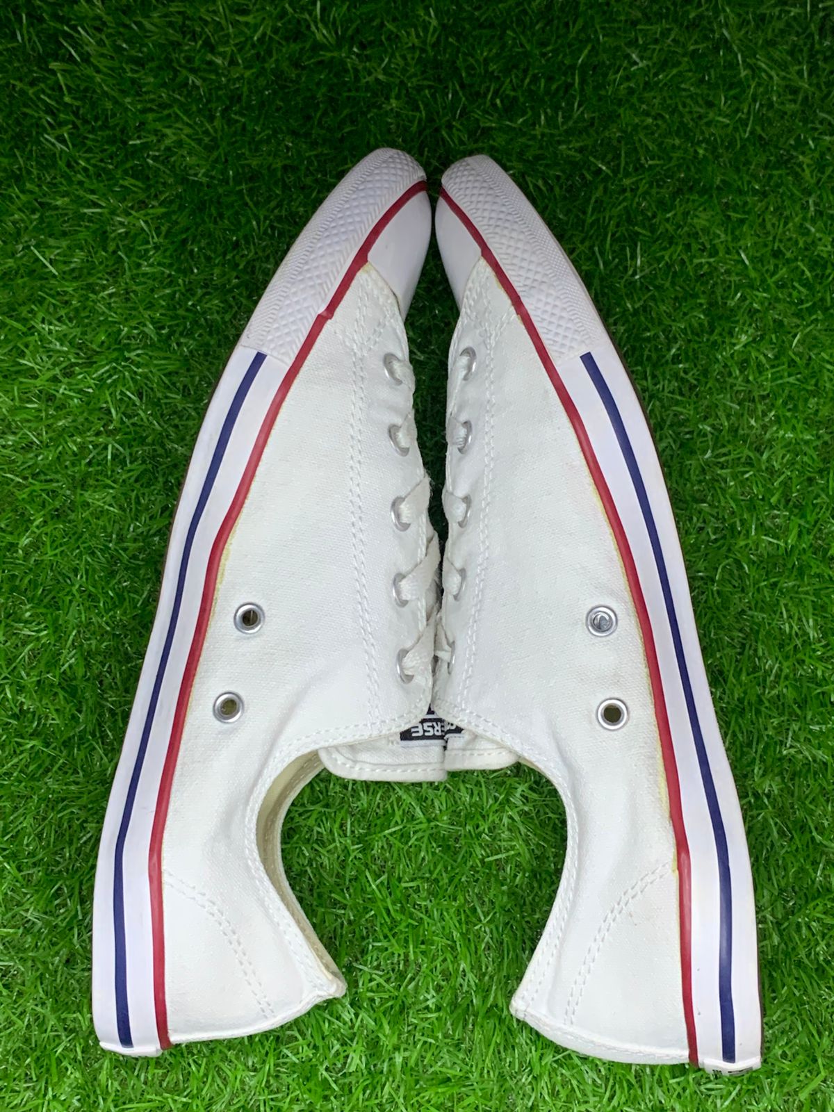 Converse Chuck Taylor All Star Low Top White Women EU 41 - Side View 3
