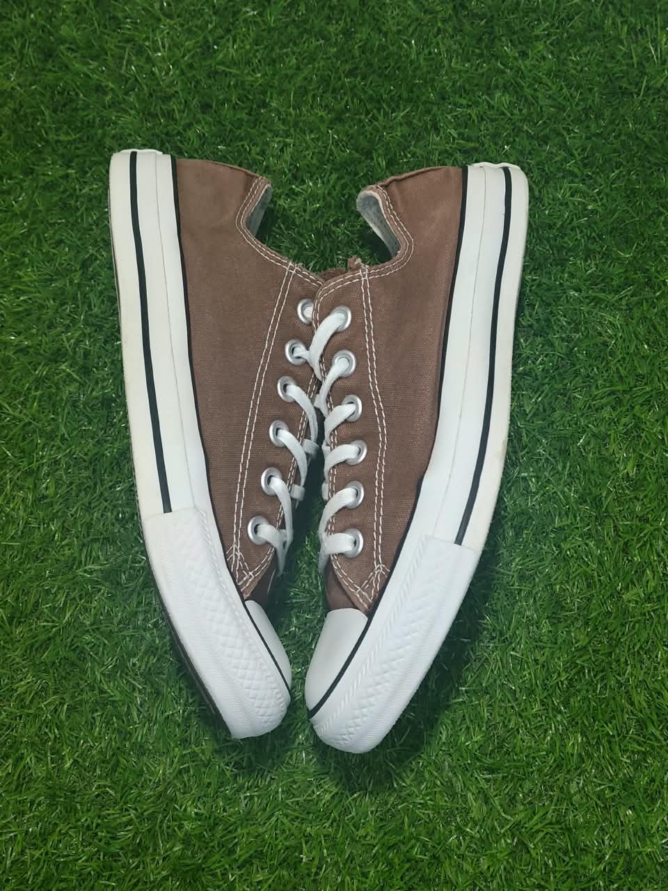Converse Chuck Taylor All Star Low Top Brown - Side View