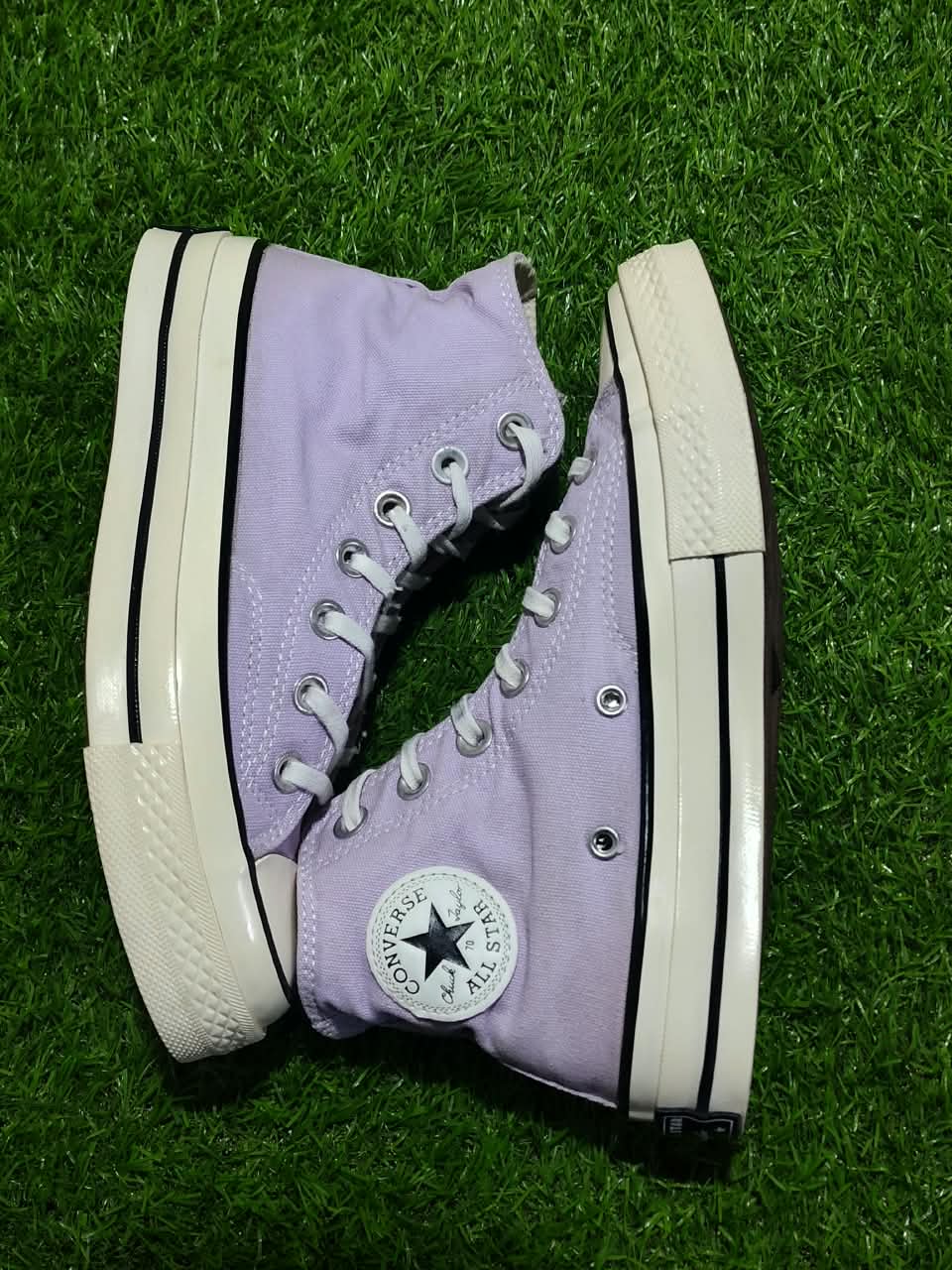 Converse Chuck Taylor 70 Hi Lavender - Side View