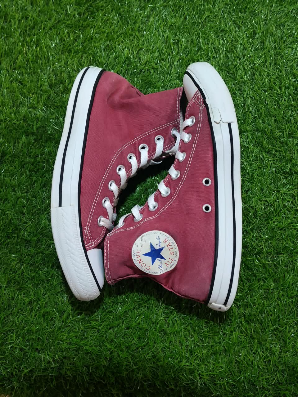 Converse All Star Chuck Taylor Hi Maroon - Side View