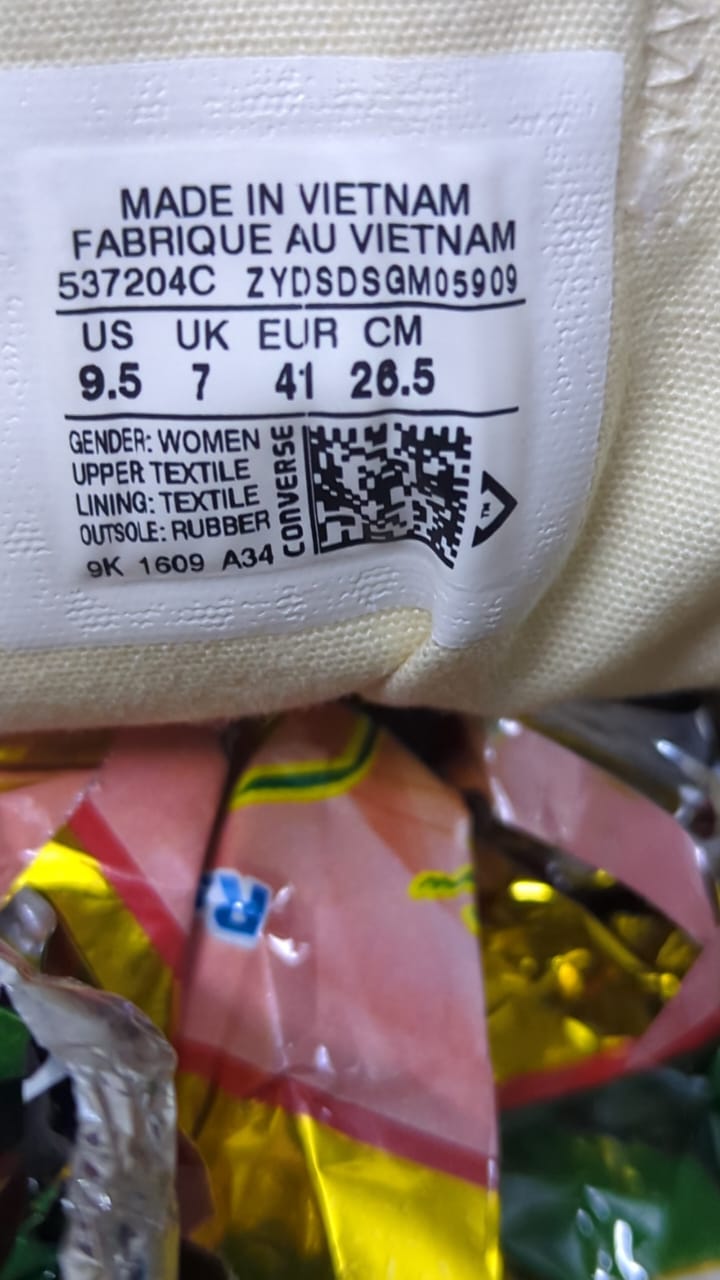 Converse Chuck Taylor All Star Low Top White Women EU 41 - Tag